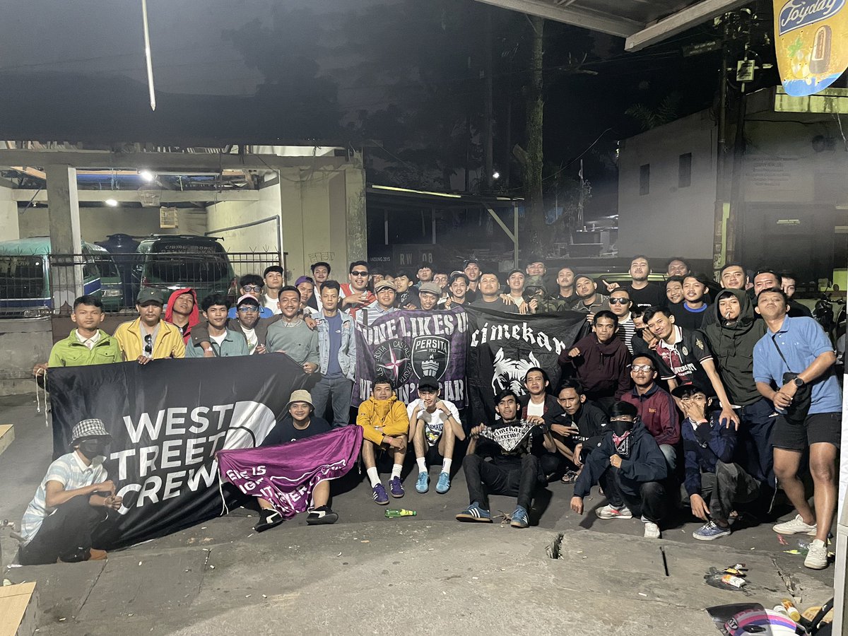 CimekarCrew670's tweet photo. BDGXTGR https://t.co/Hl3lZbUcBm