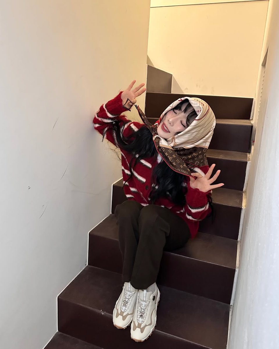 pteyeon's tweet photo. @/louisvuitton #LouisVuitton #LVRush https://t.co/DfarDKnzIG