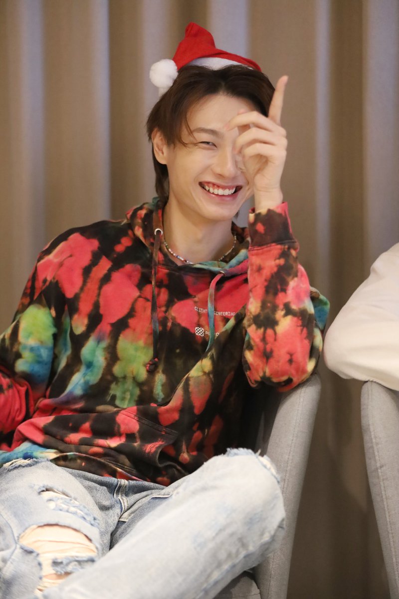 Longgun_7's tweet photo. น่ารักเกินไปแล้ว🥹✨
#gunnapatn #AmmoforGN
#XMasHNY2025xแก้มกลมของยุ่น https://t.co/tRZuX4N19z