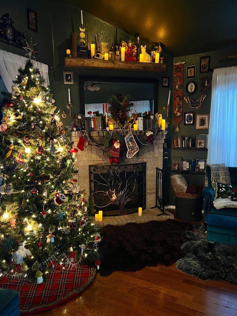 GilbyRanger's tweet image. Chrimbus