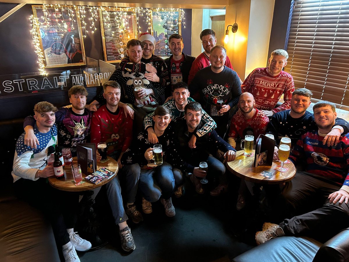 Laceby FC seniors Christmas do in Lincoln⚽️🍻🦣