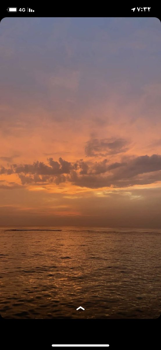 لاتسامحني ولكن لا تضيق
ما ابيك تضيق يا بسمة شفاتي
افترقنا وانعدم فيني الشهيق
واختنق واقوم والملم شتاتي
كل ضحكه يم غيرك ماتليق
ياغيابك كيف وداني لمماتي
ضعت في بحر الحزن وانا غريق
والبقا لله في باقي باقي حياتي