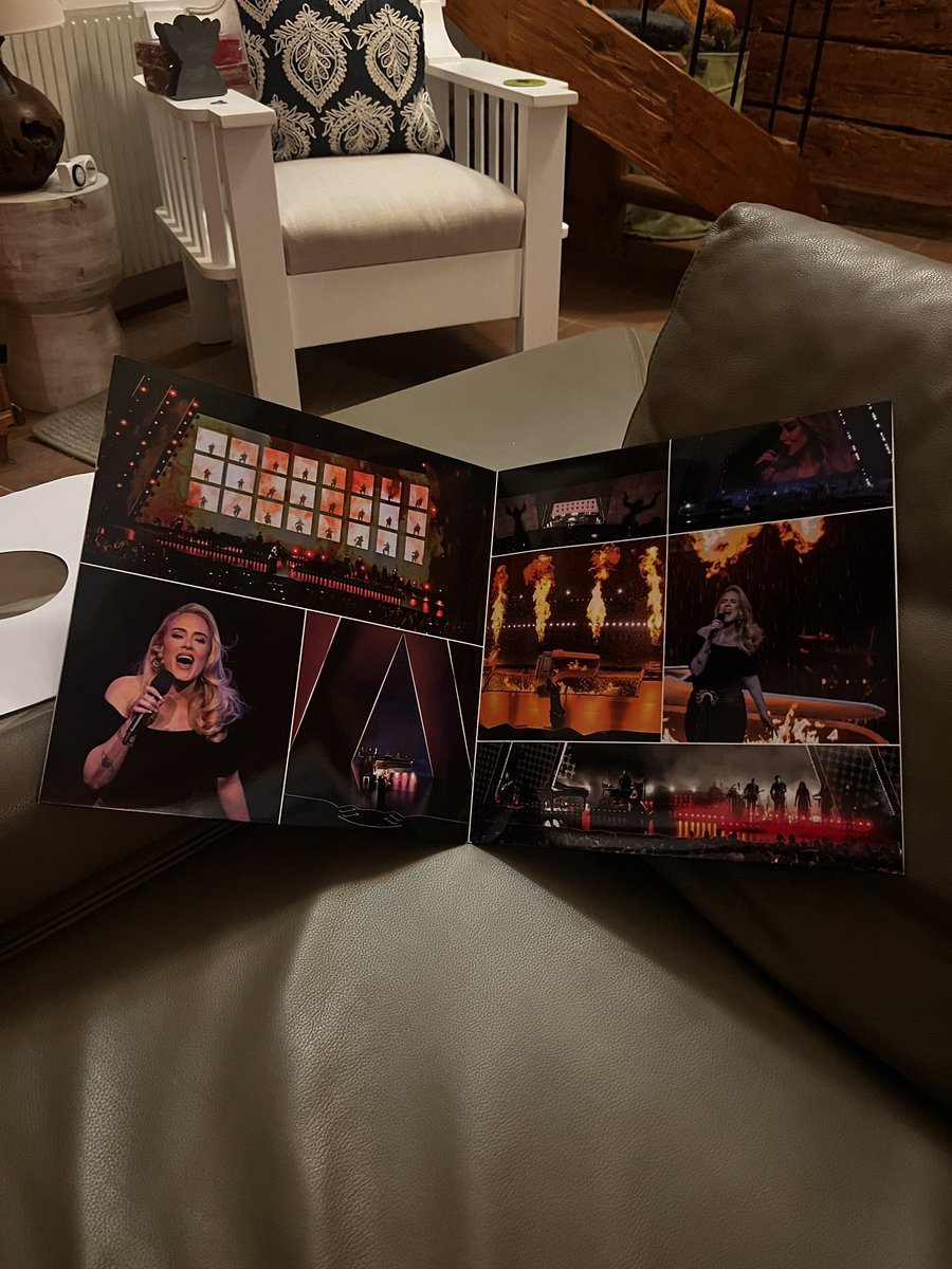 _day_drinker's tweet photo. Found this 2LP Vinyl at a record store in Vienna- Adele Live at The Colosseum at Caesars Palace Las Vegas: 23/09/2023 
#adele @AdeleAccess 💖 https://t.co/ecDbAMm06z