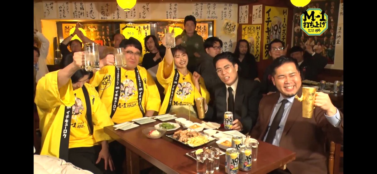 fmk84041's tweet photo. 今さっきまで打ち上げ出てて明日から鬼スケジュールなのさすがにチャンピオンすぎる https://t.co/zn03xmnamg