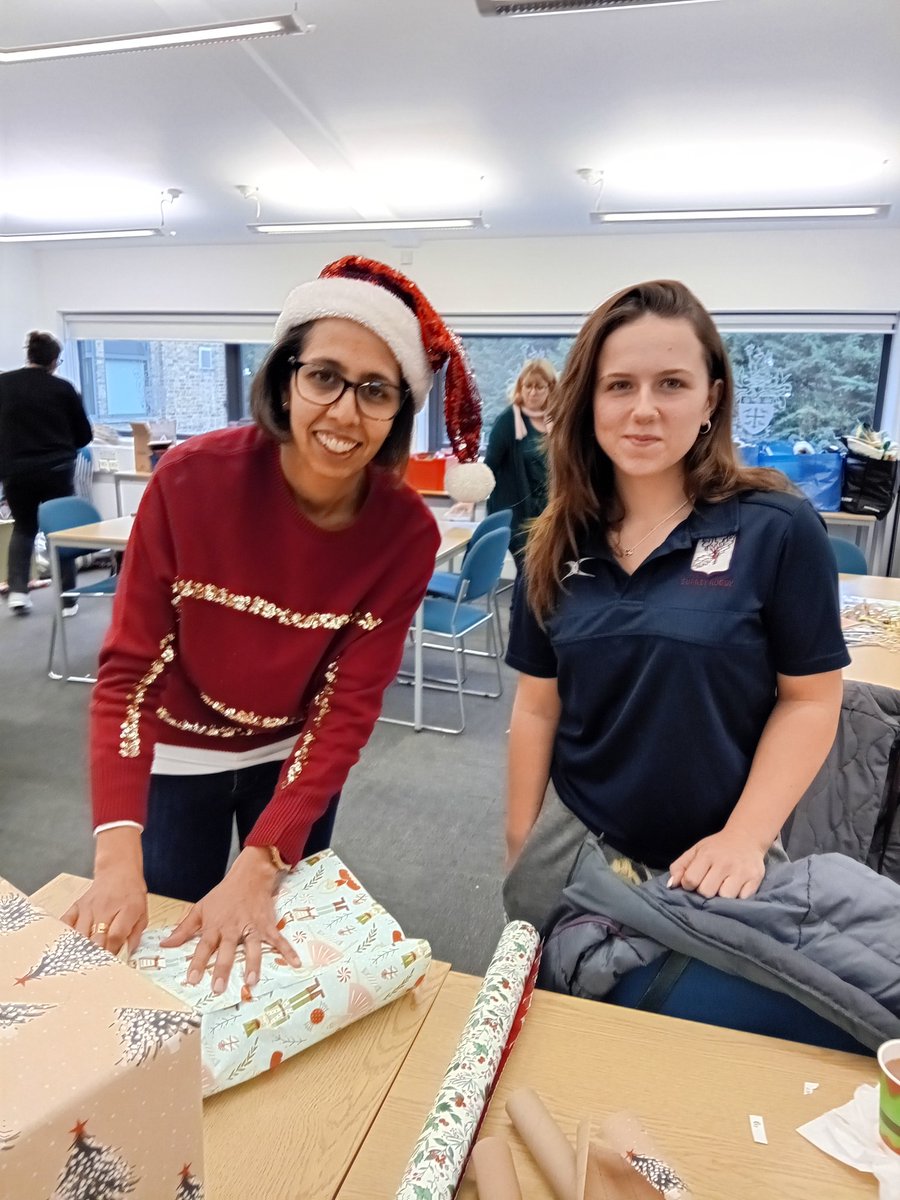 Munira Wilson 🇺🇦 (@munirawilson) on Twitter photo Wonderful to join Ava & many other volunteers for the wrapathon at <a href="/YourStMarys/">St Mary's University</a> for <a href="/CocoonCAC/">Cocoon, Care After Care</a> Christmas Day lunch. Every year, I'm overwhelmed by the generosity of our local community for these v special young adults. Thank you everyone involved in giving gifts, time & talent! Wonderful to join Ava & many other volunteers for the wrapathon at <a href="/YourStMarys/">St Mary's University</a> for <a href="/CocoonCAC/">Cocoon, Care After Care</a> Christmas Day lunch. Every year, I'm overwhelmed by the generosity of our local community for these v special young adults. Thank you everyone involved in giving gifts, time & talent!