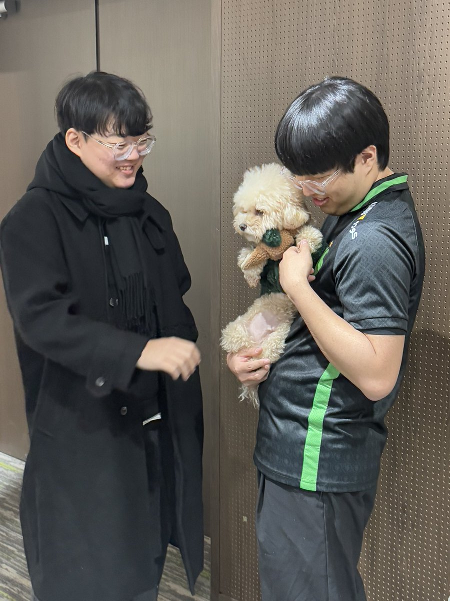 백은화 tweet media