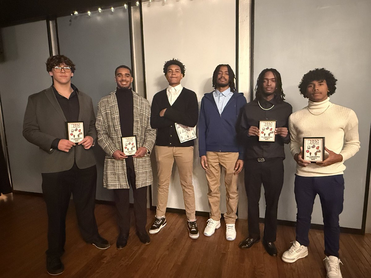 CHOLLAWAY2's tweet photo. I made All-Conference Football 2024 π Along with my brothers #whynotjeff @HCoachJoeWash77 @JeffRedDevilFB https://t.co/BJWXibKBEF