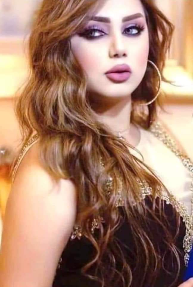 وعن كبريائي انا الريم
سيدة عرش الجمال والغيم
اُمطر ضحكاتي يَسعد الجميع
وان غضبت من سوء
نار تحرق كل شخص وضيع
انا الجمال والأنوثه
انا زهو الربيع
بأخلاقي وإيماني ان الود جميل
باقيه علي محبتكم يا اجمل رفقاتي

#الريم