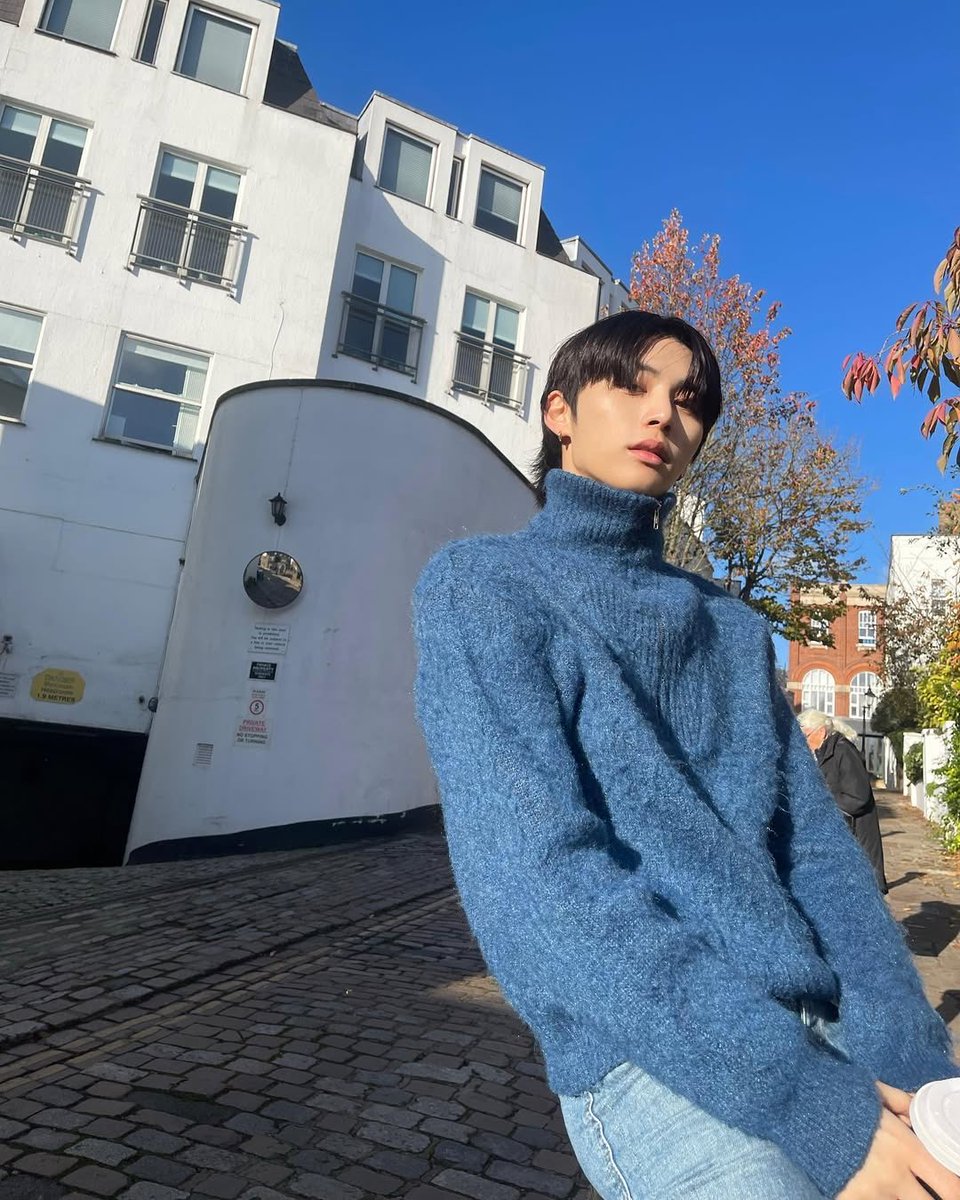 BND_INSTA's tweet photo. [🏔️] In London 🇬🇧

— (4/5)
#BOYNEXTDOOR #보이넥스트도어 #BND
#태산 #TAESAN https://t.co/hBQBKoPGN6