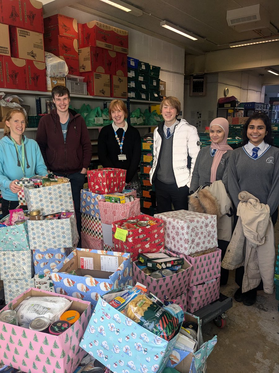 TrumpingtonCC's tweet photo. We are so #proud to have contributed 48 boxes of donations to the Food Bank as part of Dana December. Thank you to all the students, families and staff who donated to our appeal. 🌟 https://t.co/zHosvbz7b8