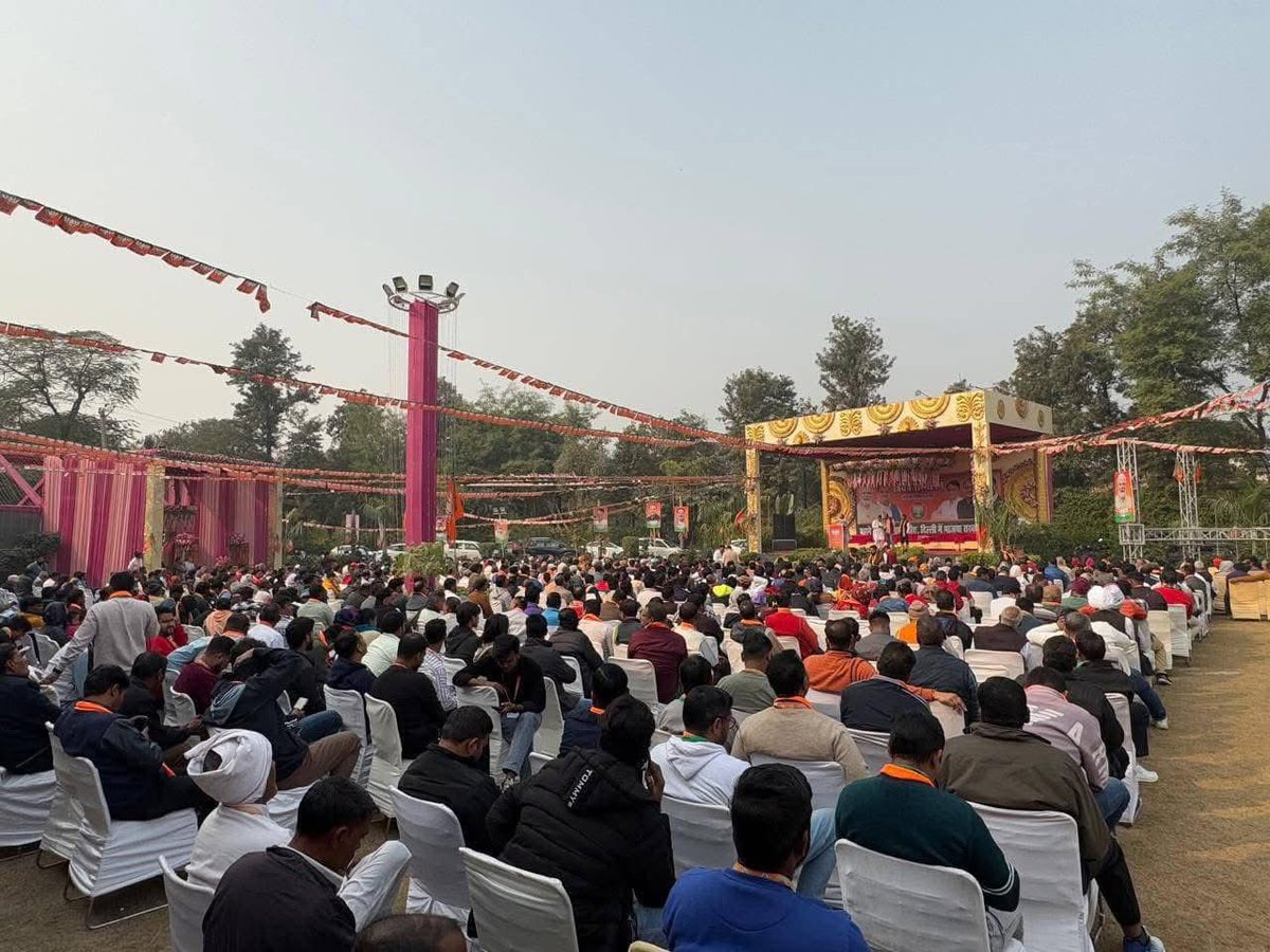 savitankhatri's tweet photo. आज भारतीय जनता पार्टी नरेला विधानसभा त्रिदेव सम्मेलन जीत फार्म में सम्पन्न हुआ जिसमें भिंड मध्य प्रदेश से सांसद श्रीमती संध्या रानी जी मुख्य वक्ता रही, जिसमें जिलाध्यक्ष श्री सत्यनारायण गौतम जी का मार्गदर्शन भी प्राप्त हुआ https://t.co/vyHpFmMJhi