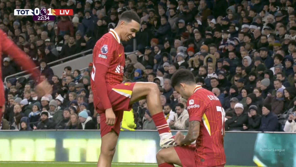 LiamMLFC's tweet photo. APPRECIATE TRENT ALEXANDER-ARNOLD EVERYONE! 😮‍💨 https://t.co/IsxAxDCO6g