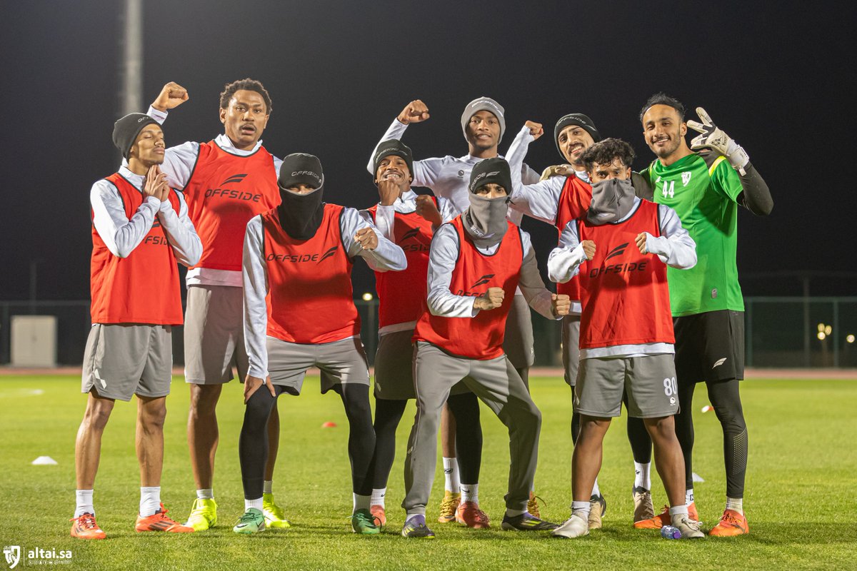 tai1381's tweet image. 📸| تحية للفريق الفائز في مناورة اليوم 🫡🩶
.
⁧#الطائي⁩ | ⁧#فارس_الشمال