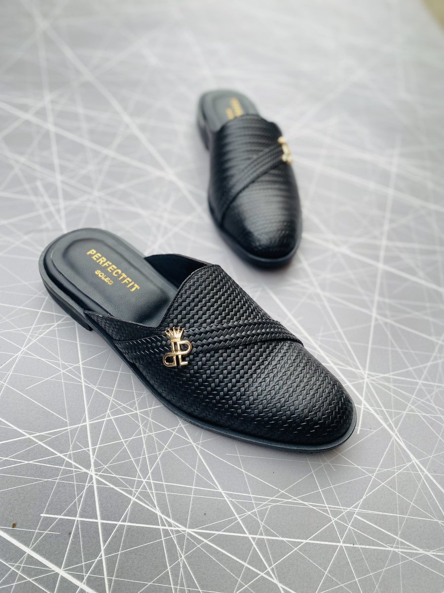 kelzolive's tweet photo. Day 30 of 35🎉💃
What did you get yourself for this festive season🥰 https://t.co/9hmniUaU1k