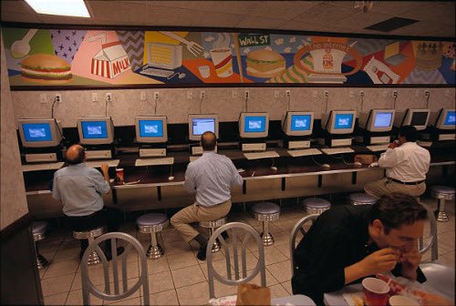 OldInternetFeel's tweet image. Burger King Internet corner, New York (1998)
