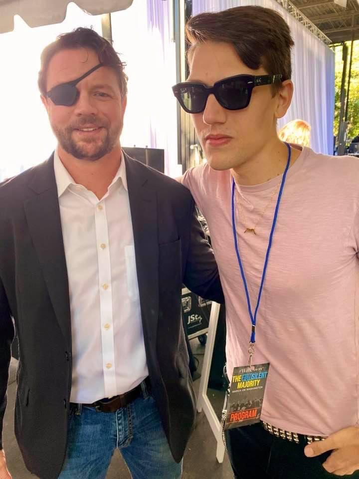 Mike Harlow tweet media