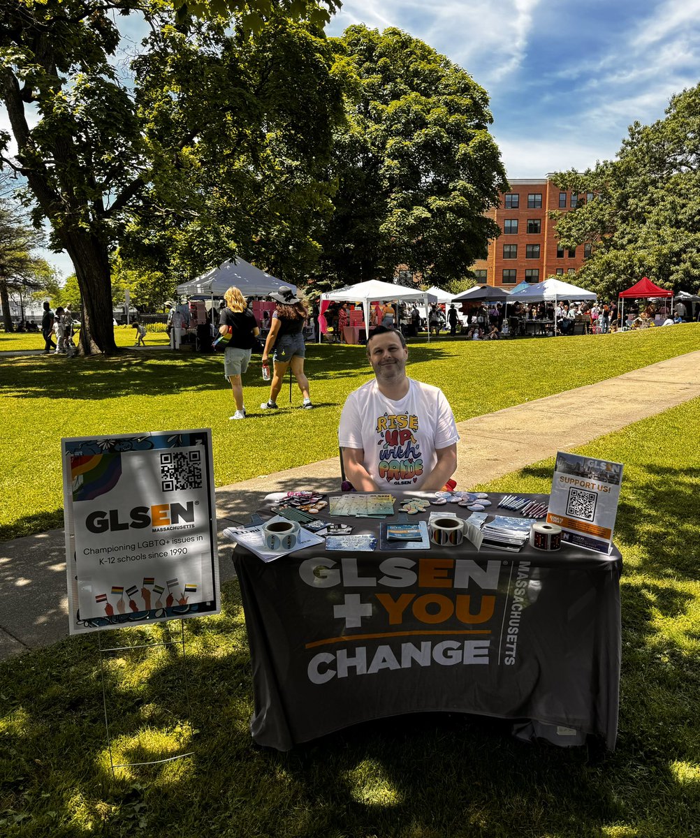 Throughout 2024 pride events and retreats, GLSEN Massachusetts has been a part of. #glsen #glsenmass #lgbtqyouth 
6/16/2024- Waltham pride and Glsen board member josiah 
7/18-21/2024- Glsen board member Mikah and other GLSEN folks at the chapter network retreat.