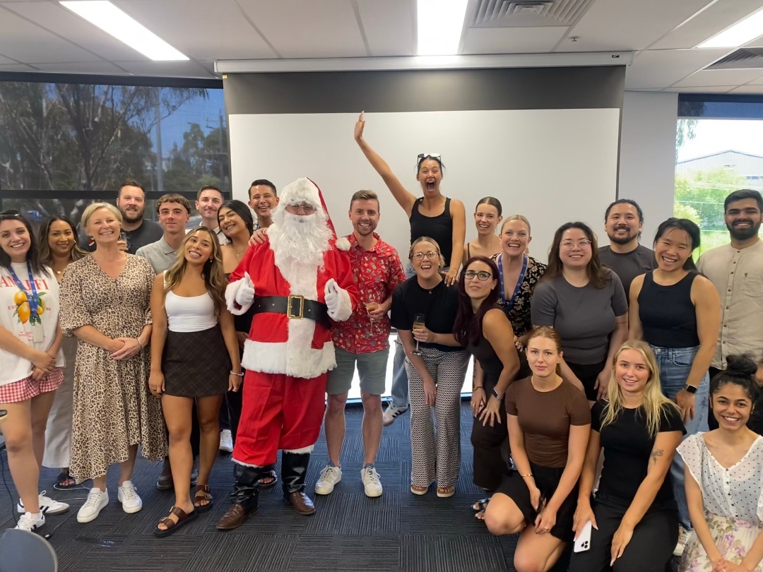 longviewau's tweet photo. 🎄 The LongView team got into the festive spirit today with a cracker of a lunch! 🎁
Big thanks to our teams in Property Management, Buyer &amp; Vendor Advocacy, and Home Equity Funds for a stellar 2024.
Keen to work with us in 2025? Give us a shout! 🌟

#LongView #LookingAhead2025 https://t.co/SrLgnSLASd