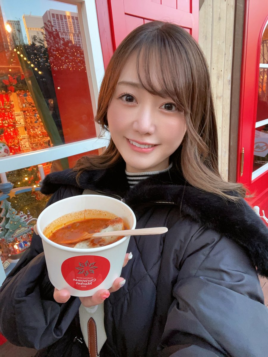 mu_nakamu127's tweet photo. おはようございます❤️
寒くて布団からでるのちゅら(՞っ ̫ _՞)ᐝ
今日も頑張ろなあ🫶🏻 https://t.co/HFkA7TPbdt