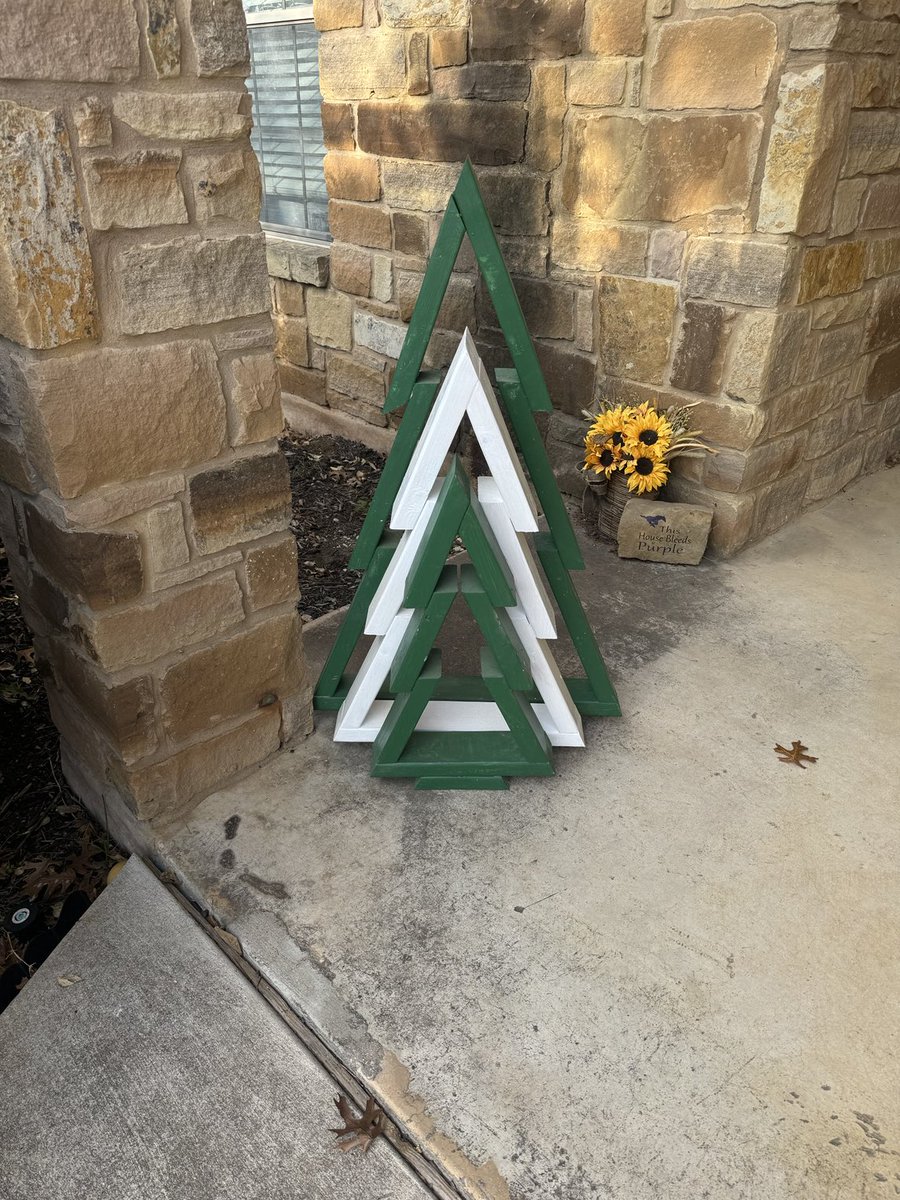 virdells's tweet image. Thank you to the ⁦@MFISDCTE⁩ students for these great Christmas trees and ⁦@Coach_KBeef⁩ for the delivery!  Merry Christmas and Happy new Year!