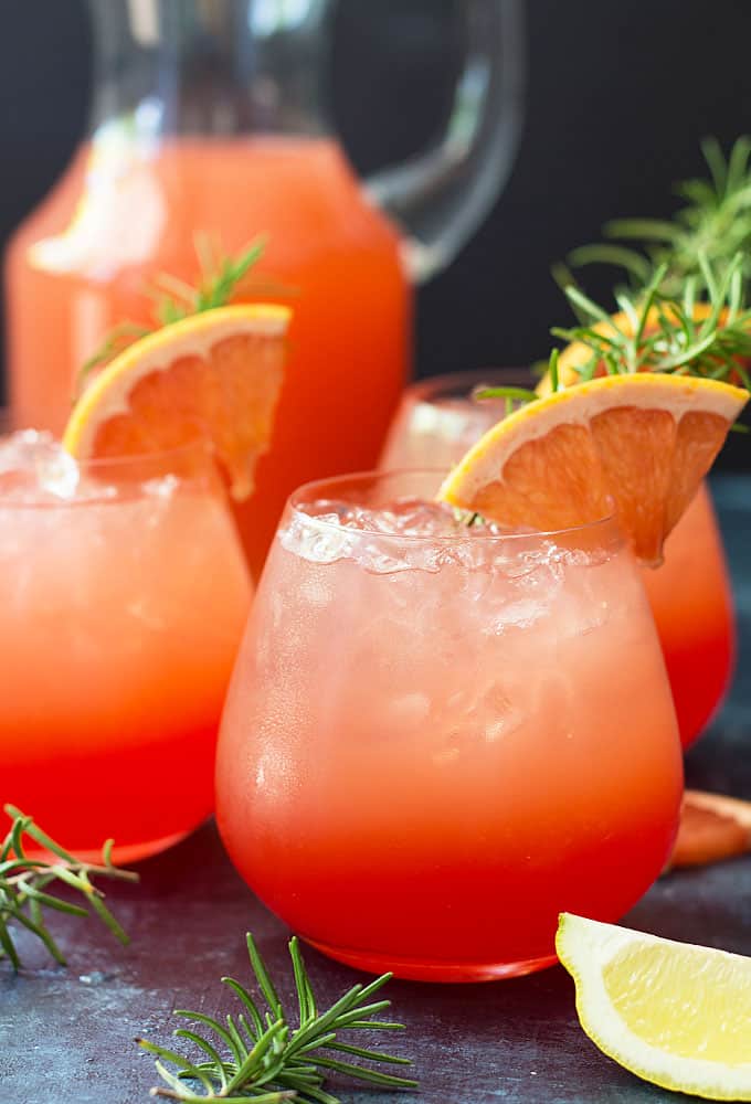 MyKetoCoachTips's tweet photo. 🏃‍♀‍ Need to CRUSH YOUR WORKOUT? 🏃‍♀‍ Try RUBY RUSH Grapefruit Ketones Drink! https://t.co/wpS5N9as57 #keto #drink #ketorecipe #ketones #diy #ketotips #UK #USA #Canada #Europe #grapefruit #workout https://t.co/sXnnawjOKX