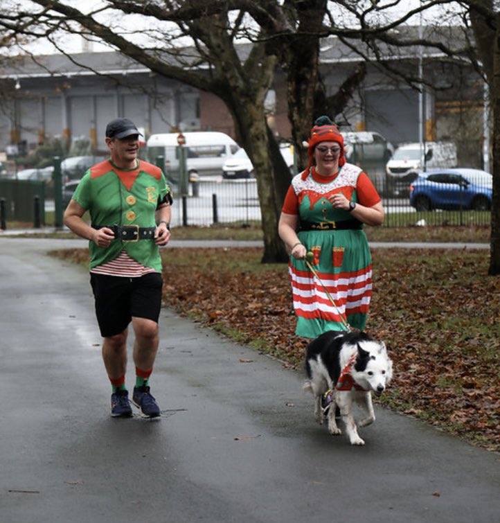 snabless's tweet photo. Happy Christmas to my running family #NHS1000miles #UKRunChat https://t.co/1sil5xQbS9