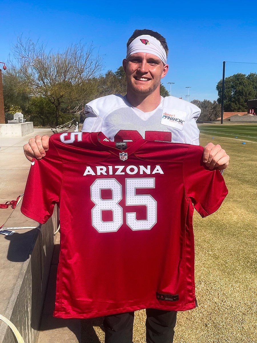 Arizona Cardinals (@azcardinals) on Twitter photo Last day to double vote!
▪️ RETWEET to win a signed Trey McPlay jersey
▪️ Reply with #ProBowlVote + <a href="/mcbtrey/">Trey McBride</a> Last day to double vote!
▪️ RETWEET to win a signed Trey McPlay jersey
▪️ Reply with #ProBowlVote + <a href="/mcbtrey/">Trey McBride</a>