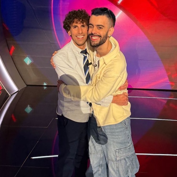 Oye por favor que adorables

 #Ruscar22D