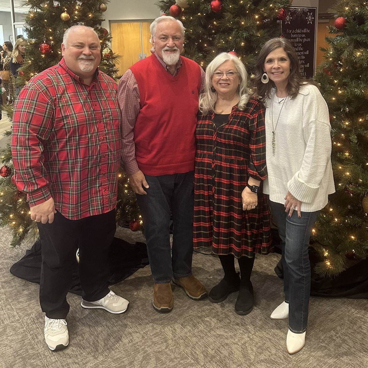 ChrisJohnsonDoz's tweet photo. Was so very good to have some of our crew with us at @ValleydaleSBC this morning!! So glad Mom and Dad were able to join us this weekend!! #MerryChristmas #JohnsonDozen #PopsLife https://t.co/ZYq2yCQa5Y