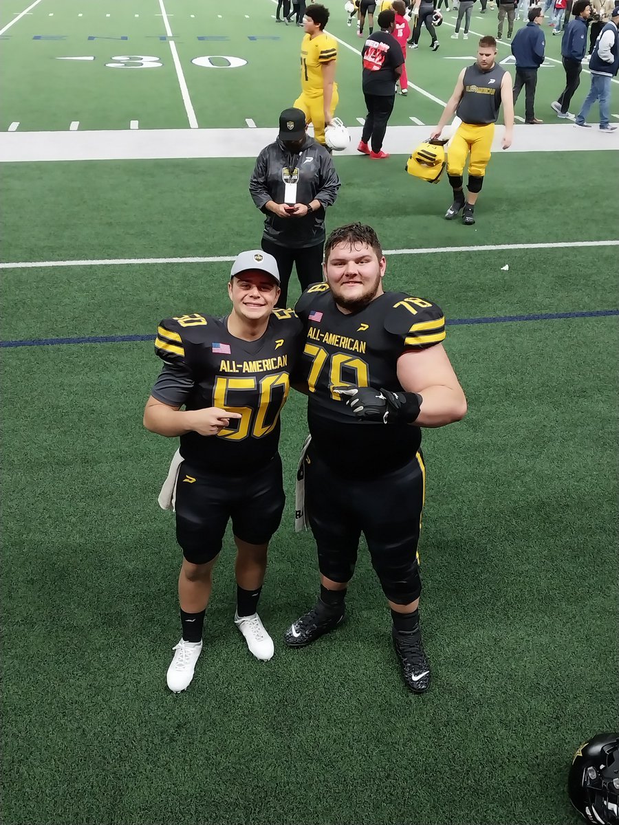 SethFreeman2006's tweet photo. Special week at the US Army All-American Bowl 🇺🇲

@USArmyBowl @OU_Football https://t.co/mszv3QaKSG