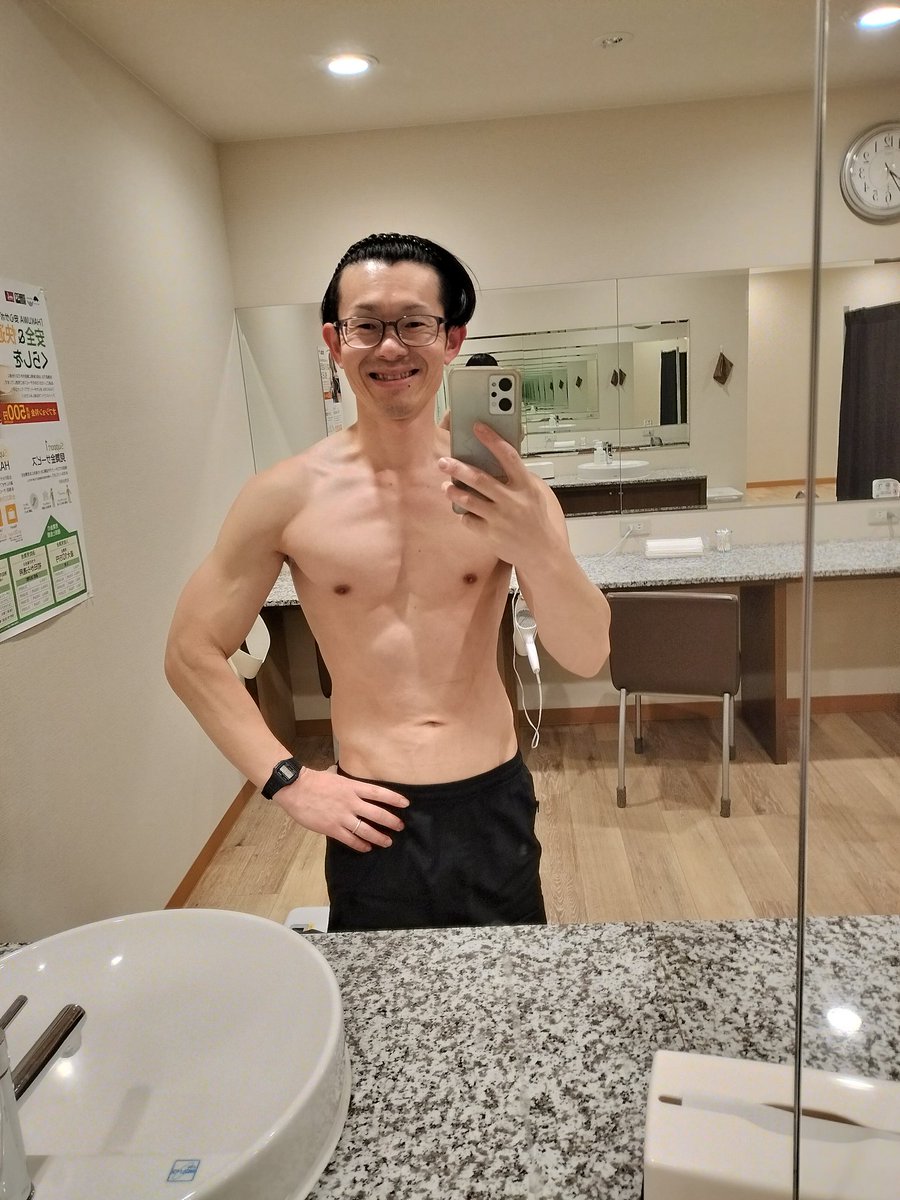 続けています。相変わらずの白飛び。