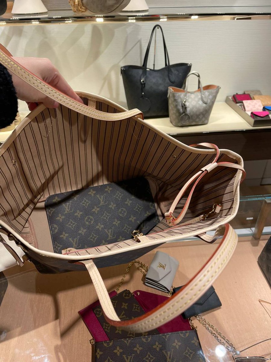 thyroidean utmost
The new bag I bought feels very good

##luxury goods