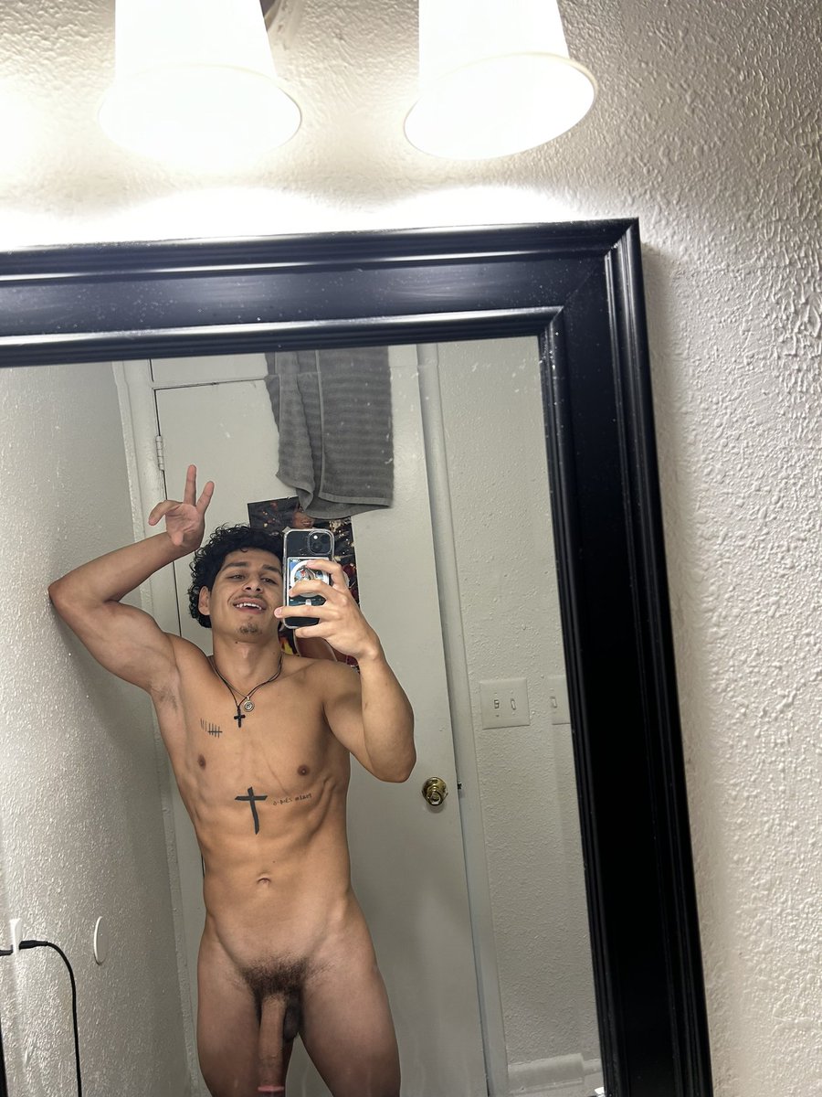 We keep on growing the twitter/X fam so fast yall are truly amazing and that makes me want to continue to push out better and better content for yall