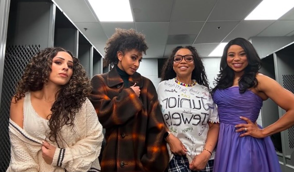 happinessforts's tweet image. the legendary starlights ⭐️✨🥹