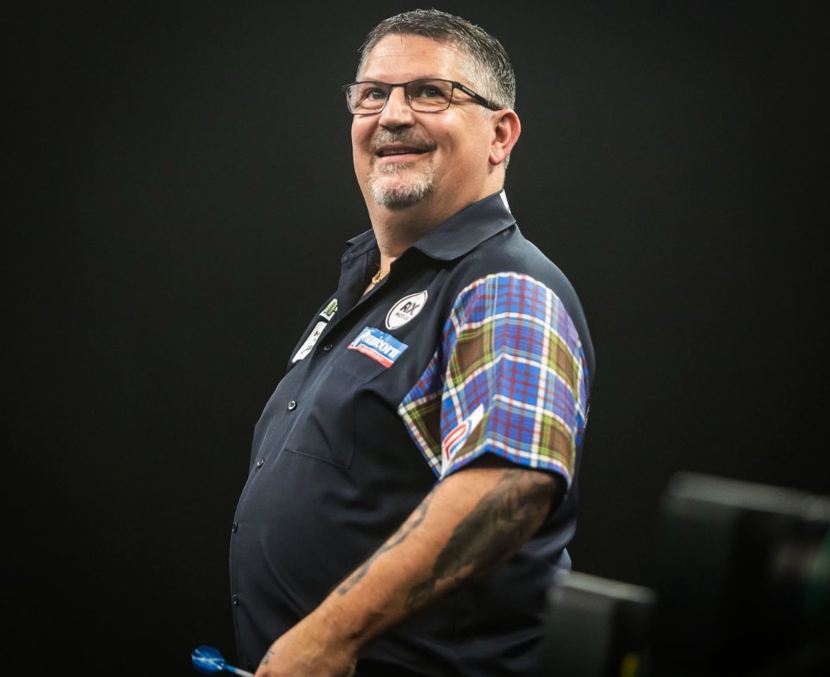 dartdays_'s tweet photo. 🎯BEGINNER DARTS GIVEAWAY🚨

If Gary Anderson averages 105+ tonight, I’ll give away TWO sets of brilliant beginner darts! Great entry level darts these!

This giveaway rolls over from yesterday!

As always
❤️Like
♻️Repost
➕Follow

2 winners today? Good luck🤞 https://t.co/ie2BcMYpmh