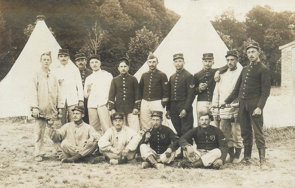 Le_Chtimiste's tweet photo. Groupe du 37ème régiment d'infanterie manœuvre - Pas de date - Pas de lieu - Merci à Robert #Chtimiste #37eRI https://t.co/ciRQ3nMDoI