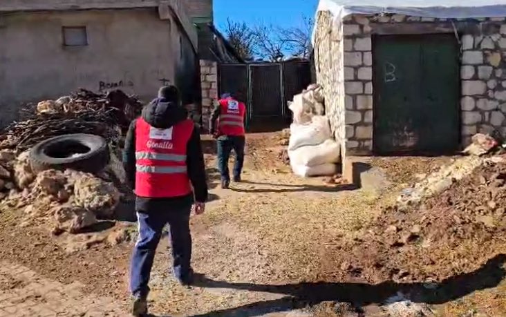 Çalışmalarımızda bizi yalnız bırakmayan Gönüllülerimizle faaliyetlerimizi büyütmeye devam ediyoruz, imkanlarımız dahilinde ihtiyaç olan her yere gitmeye çabalıyoruz #iyiliksensizolmaz