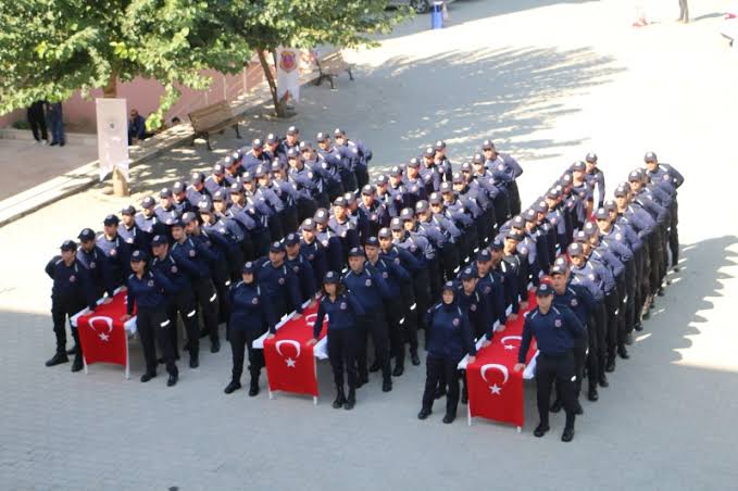 Abdullah198642's tweet photo. Çalışkan, başarılı, özverili, fedakar, her işe muktedir. #İnfazKorumaYalnızDeğildir https://t.co/IHijThsl1m