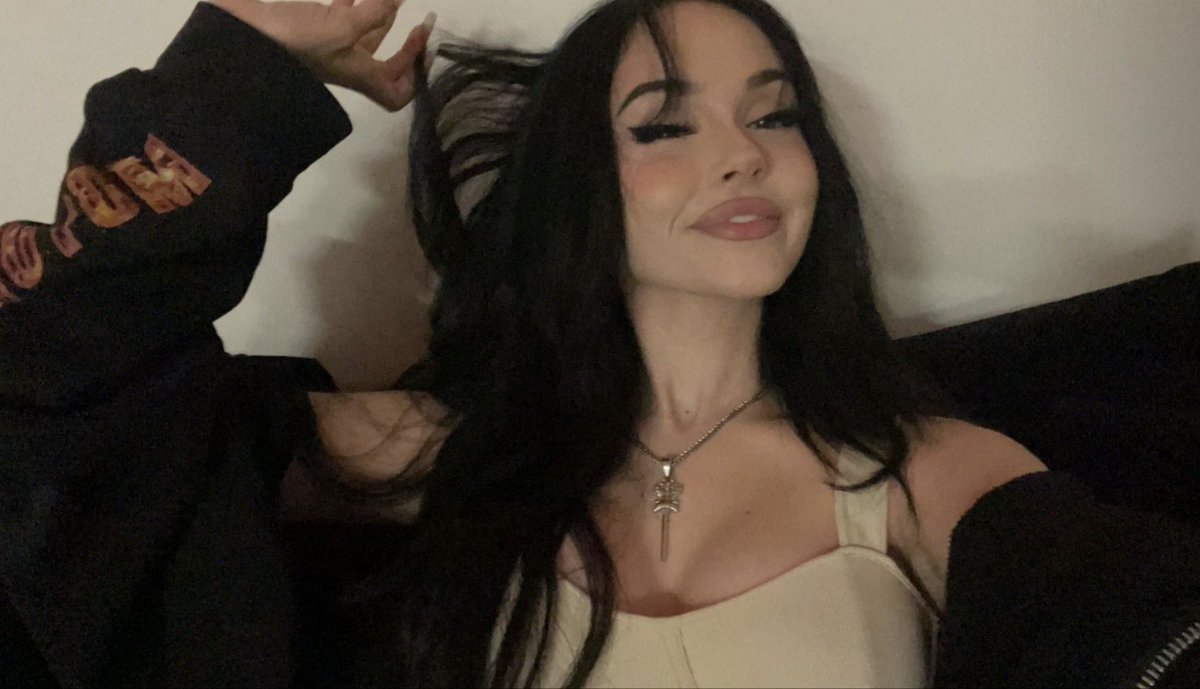 ᅠᅠ
ᅠᅠ
                          INTERACTION CALL ☎️ 

                                  #heart — dm
                         #rt — date or cat pic?