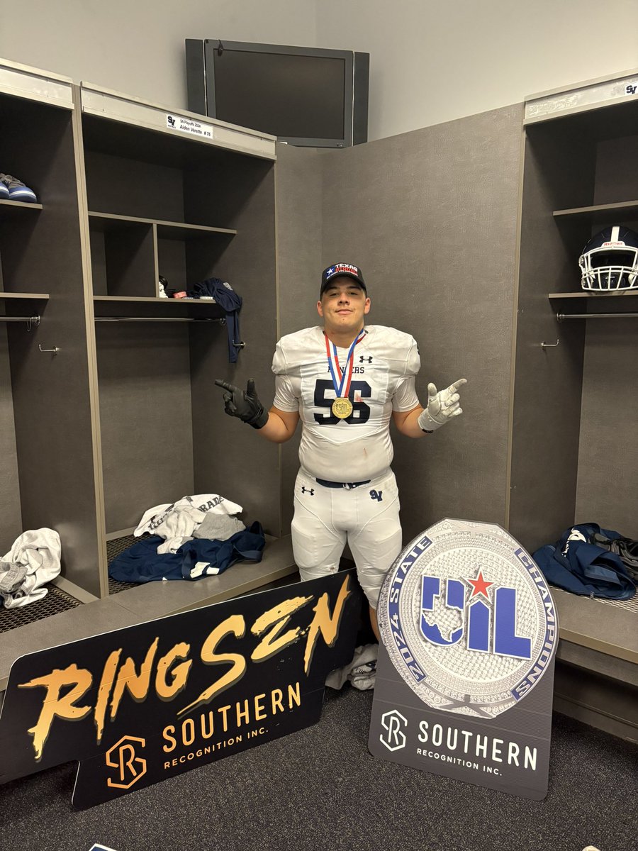 AnthonyA_56's tweet image. I’m so grateful and blessed to be apart of this special, one of a kind group. We worked so hard for this unforgettable season and I’m gonna miss these guys. Thank you Coaches and players for everything!! 💙🏆#CRACKTHECODE #56 #GRIT