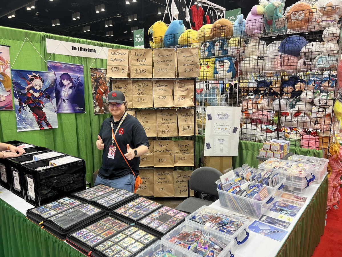 TTHouseFGO's tweet image. FINAL DAY AT #HOLMAT !!!

We have a #Fate mystery bag special today - $10 off 1
$15 EACH off 2
$20 EACH off 3

Please don’t make us take them home in the little Subaru ;-;

Enjoy the last day!