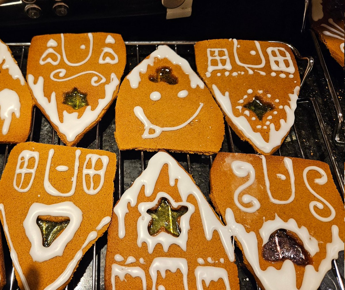 My daughter has iced our gingerbread cookies. If you look really carefully you can see the exact moment she lost interest