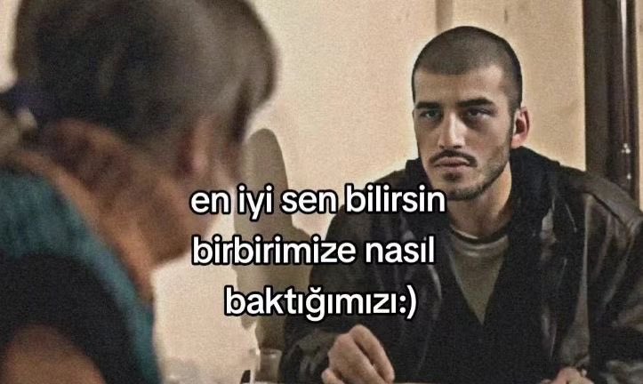 sana bakarken gözlerimin içi gülerdi