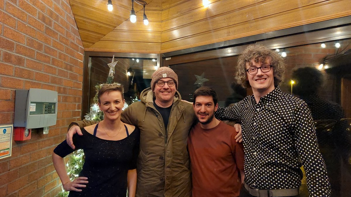 What a wonderful Christmas bash we had last night in Eccles, full on party time with the hilariously funny <a href="/Cruella1/">Kate Smurthwaite</a> <a href="/JacobNussey/">Jacob Nussey</a> <a href="/alxboardman/">alex boardman</a> <a href="/ConnellLuke/">Luke Connell Sunderland</a> 
Kate looked like a little angel with the star on the Christmas tree! 😇