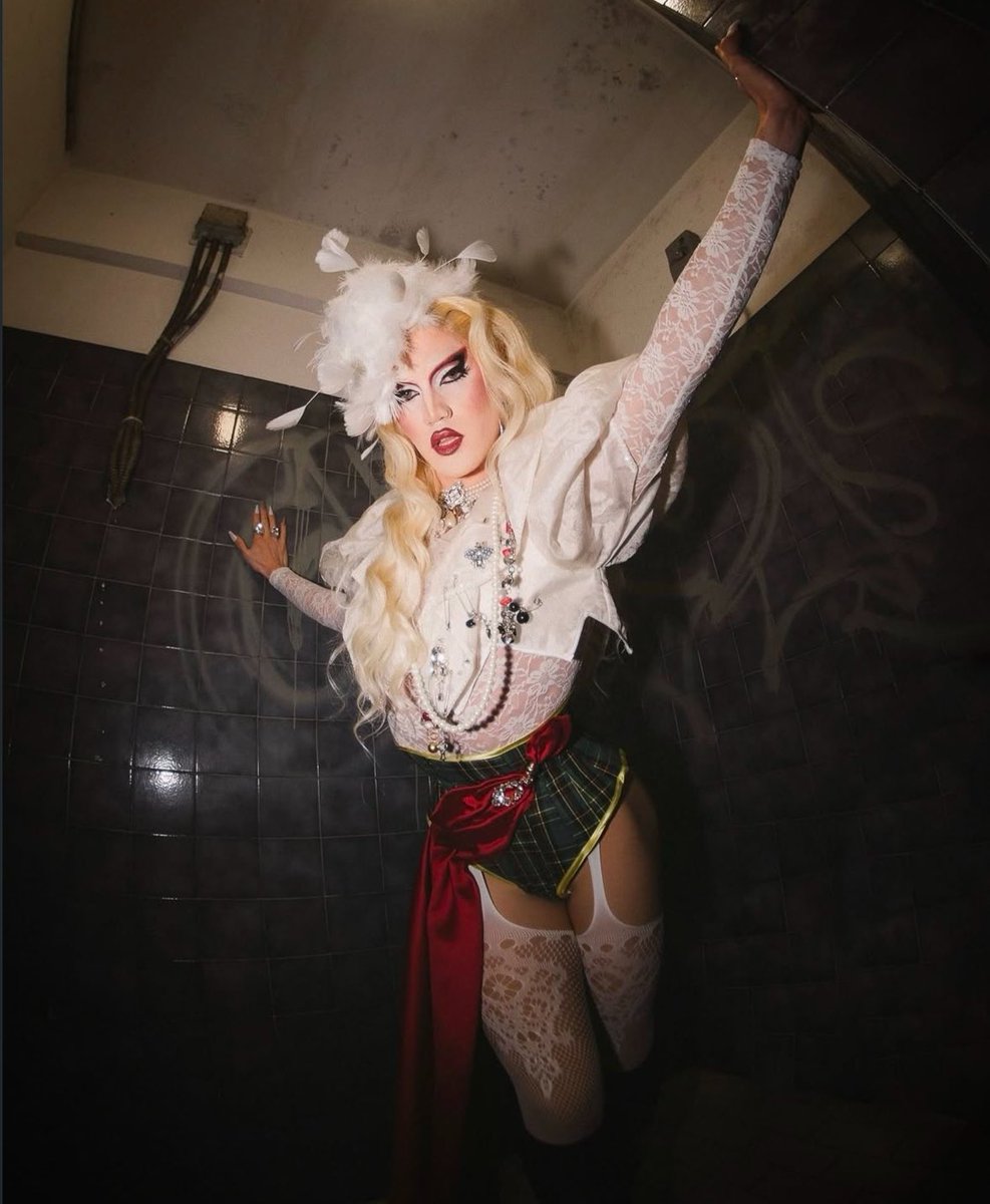 Drag Crave tweet media