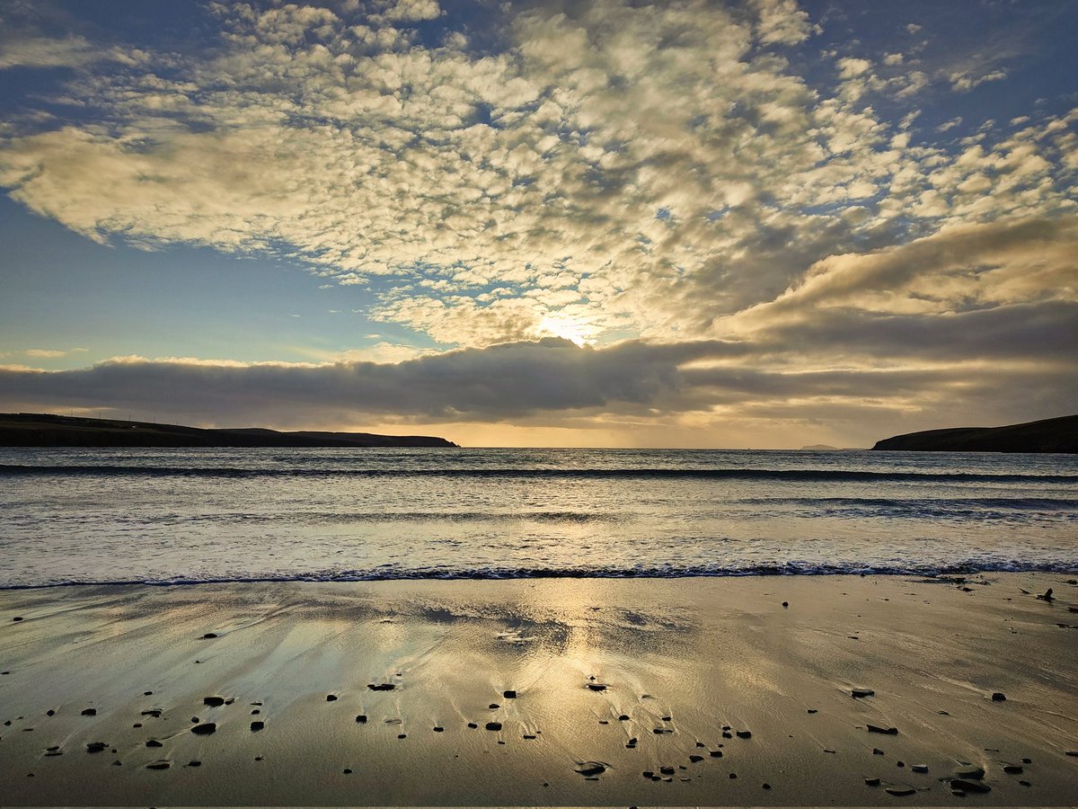 Only a few seconds extra daylight today but what beautiful light it was #Shetland