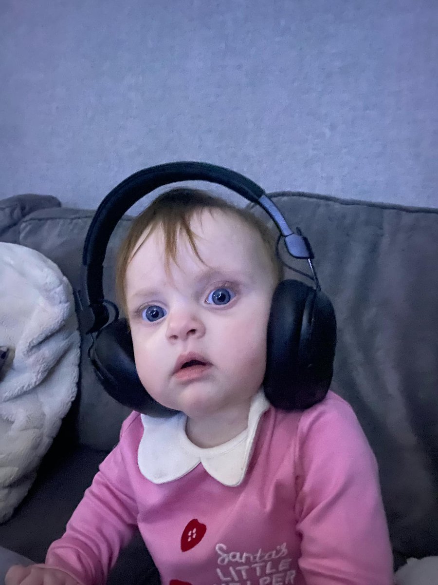 Wayne ison tweet media