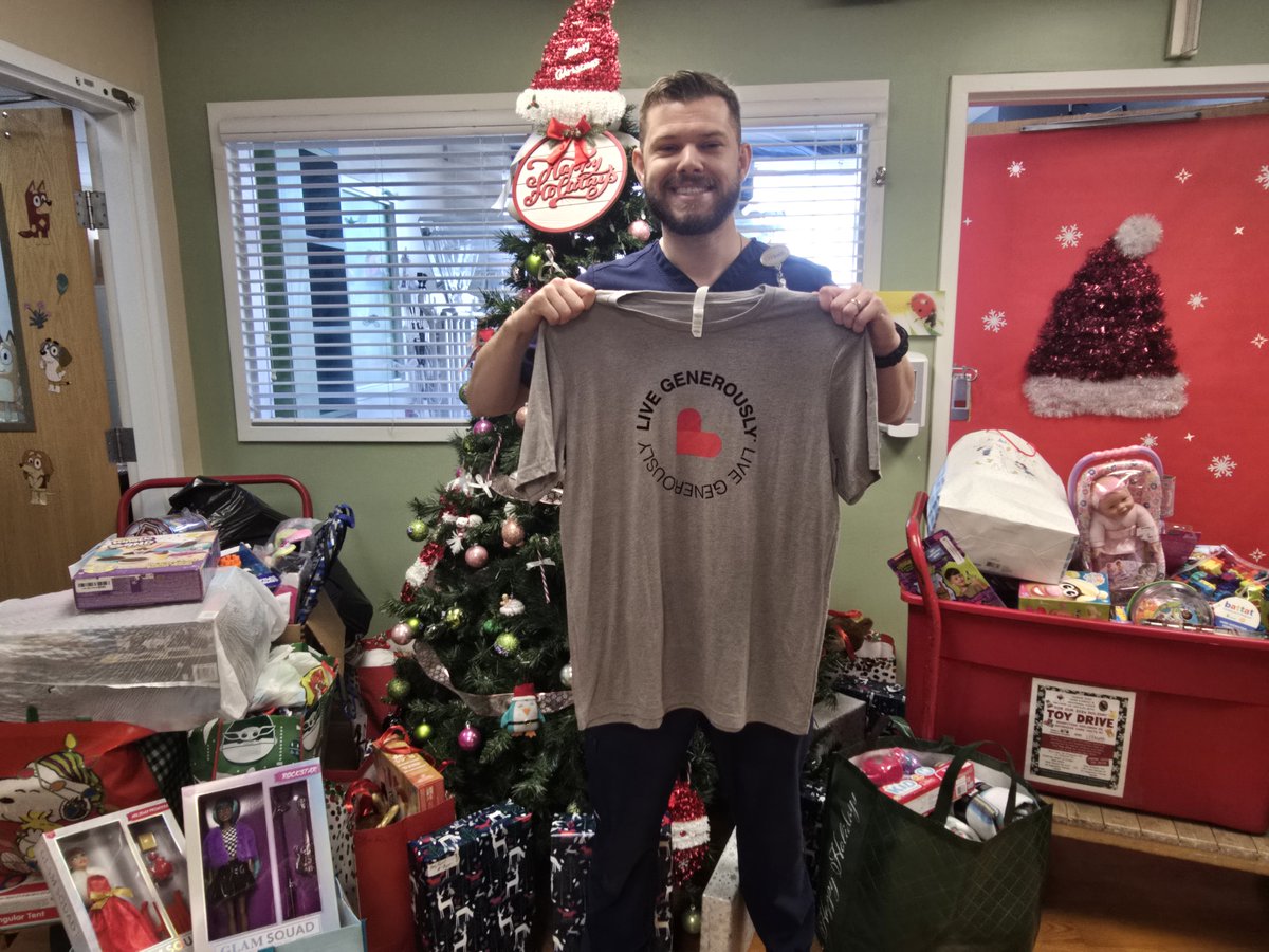 teamamaise's tweet photo. 🎉 Thank You! 🎉

Thanks to YOU, our Toy Drive collected 400+ toys &amp; 1,000+ snacks/drinks for children in ICUs at UF Health Jacksonville! 🧸💝

Special thanks to Thrivent, Teena Caccamo, Marie McCarthy, Robert Benfield, St. Therese Early Learning, &amp; Bank of America teammates. https://t.co/DkL0MSZlCs