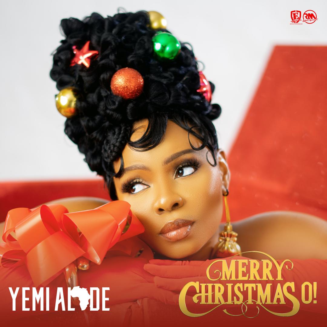 CITY1051's tweet photo. @iamchinaz @bybisasa ▶️ Merry Christmas O - @yemialadee
On #SoulInTheCity w/ @bybisasa
#WeekendVibes https://t.co/h5eXZ4AjGR