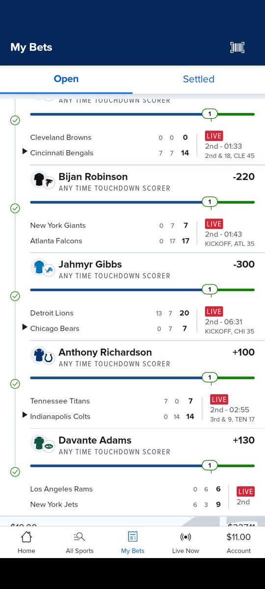 MillyHop15's tweet photo. @CodyBrownBets Do you think they would void my Jalen Hurts anytime TD and bring down my payout or do you think he played too long? https://t.co/IJz5qgKdVK